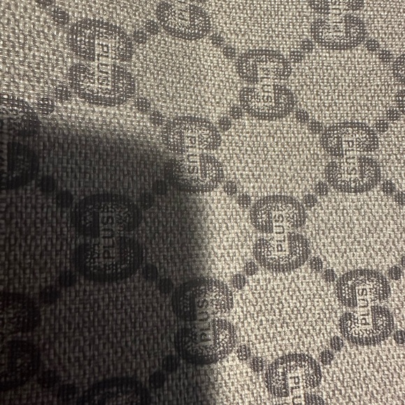 Authentic Gucci Brown Monogram clutch Bag - Picture 5 of 7